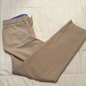Izod Men's Tan Chinos